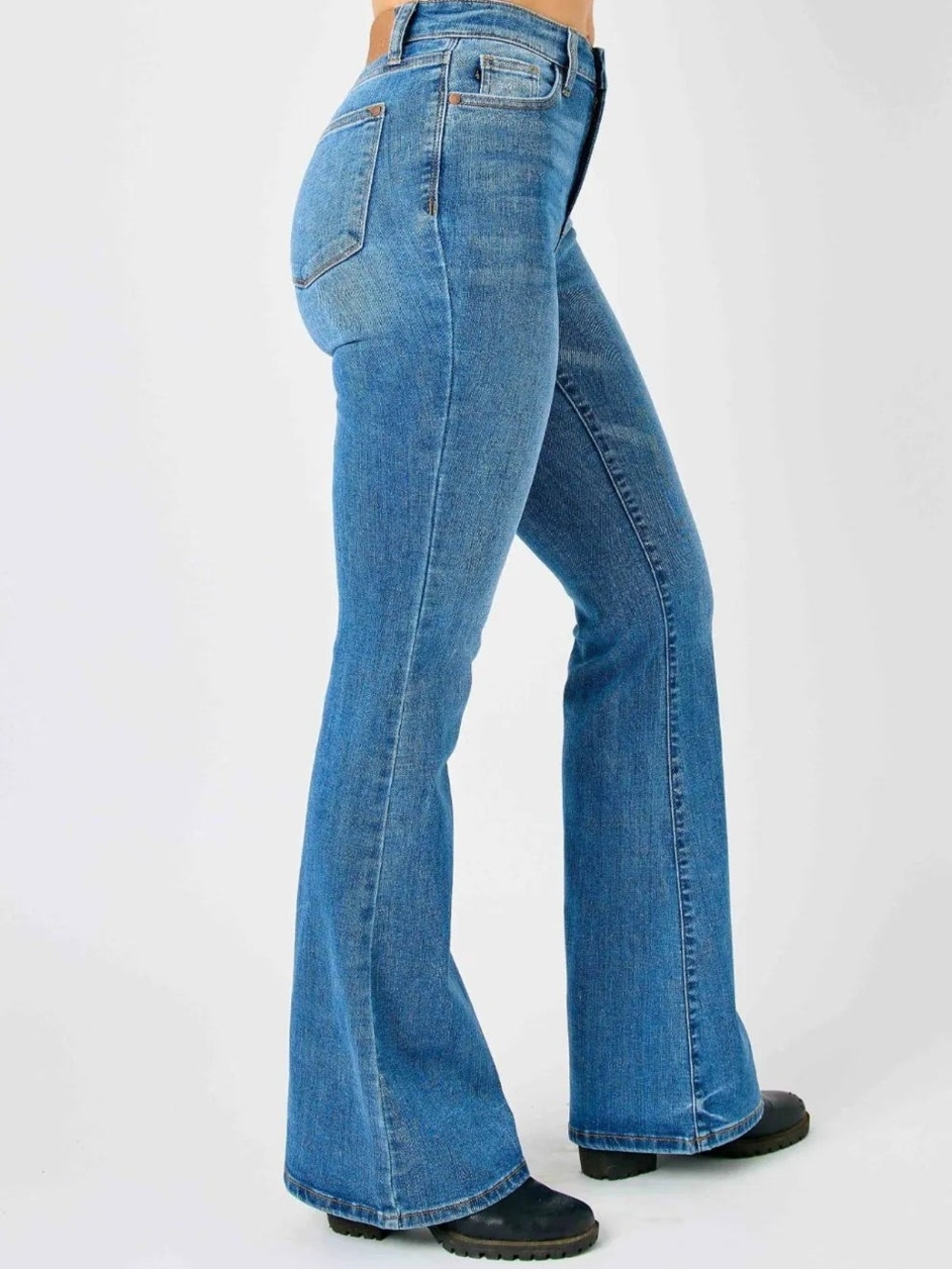 Judy Blue High-Waisted Classic Flare Blue Jeans Women's Size 28